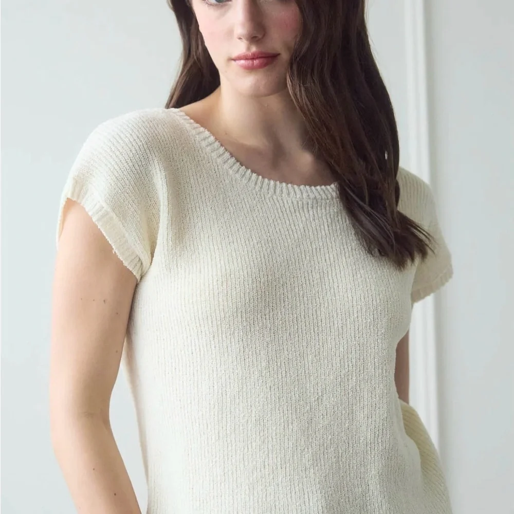 BACK SHEER TIE SHORT SLEEVE KNIT SWEATER
